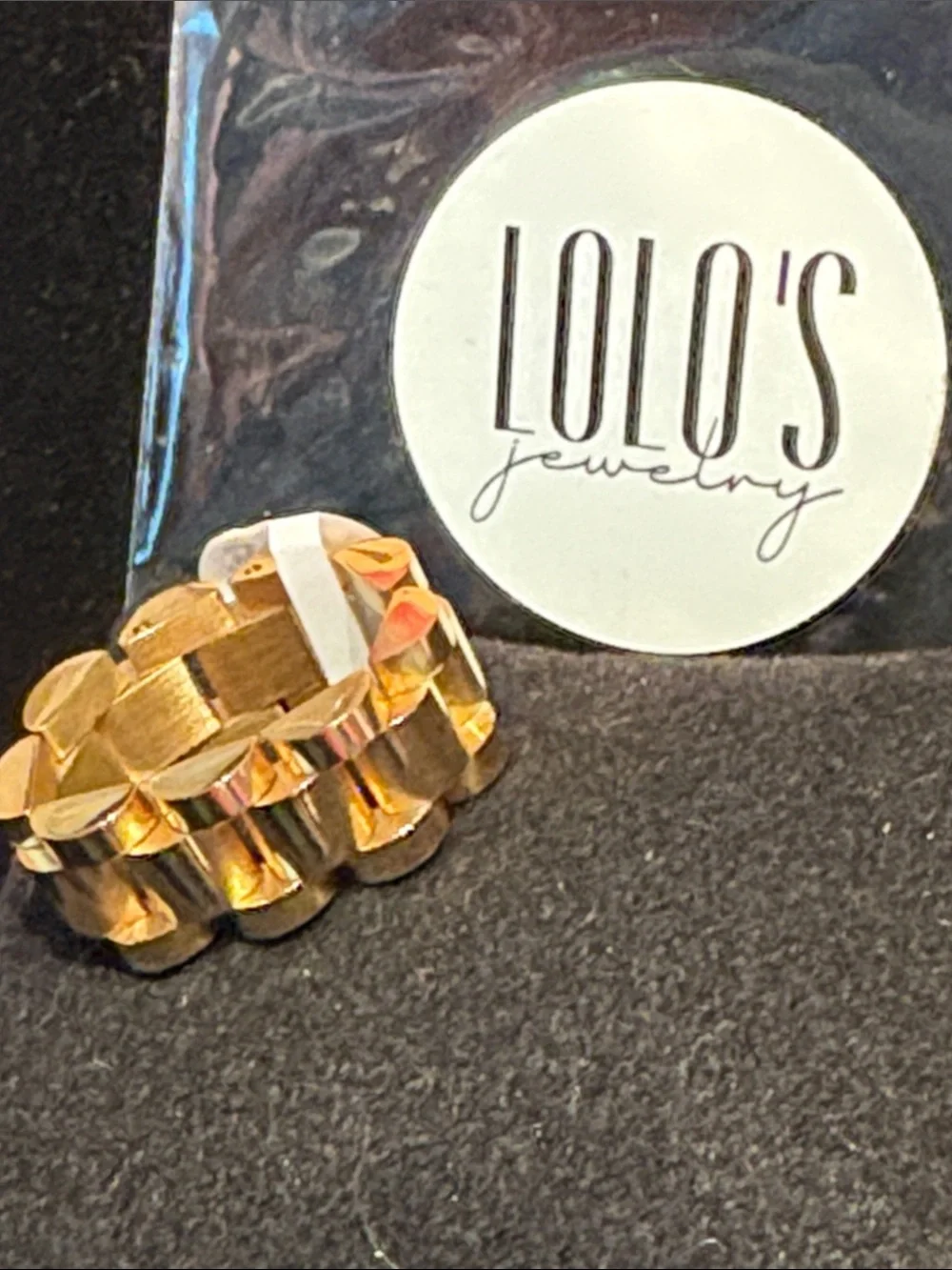 Lolo’s Gold-Link Chunky Ring Size 8